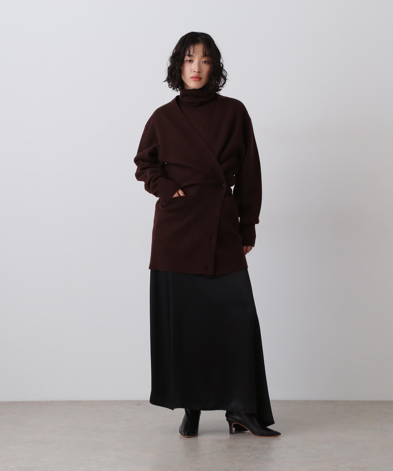 YLEVE / ULTARAFINE MERINO WOOL MILLED KNIT CARDIGAN | YLÈVE