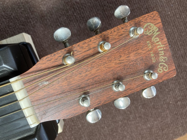 作業日誌】Martin LXM ”Little Martin” 割れ・剥がれリペア - Mirage