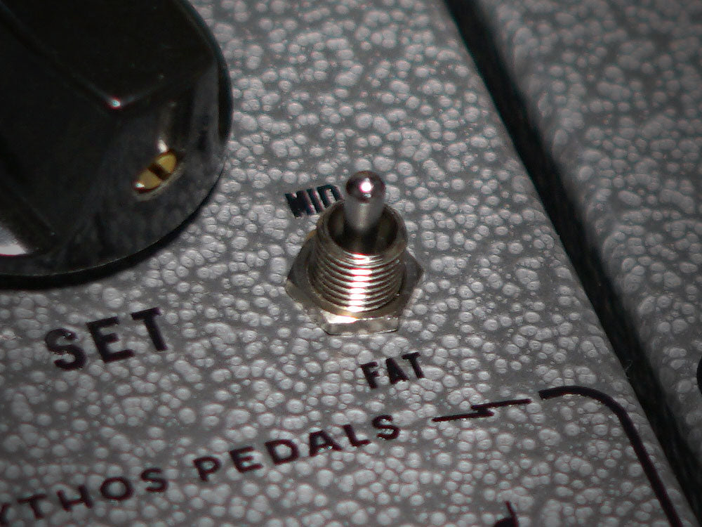 Cestus Treble Booster – Mythos Pedals