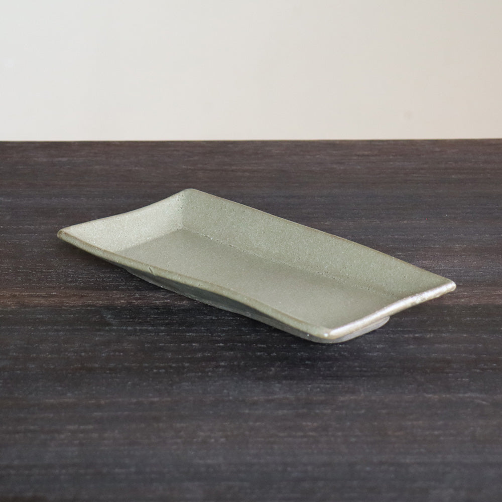 骨董3緑色の陶器製長方形皿 骨董3緑色の陶器製長方形皿 プレート皿