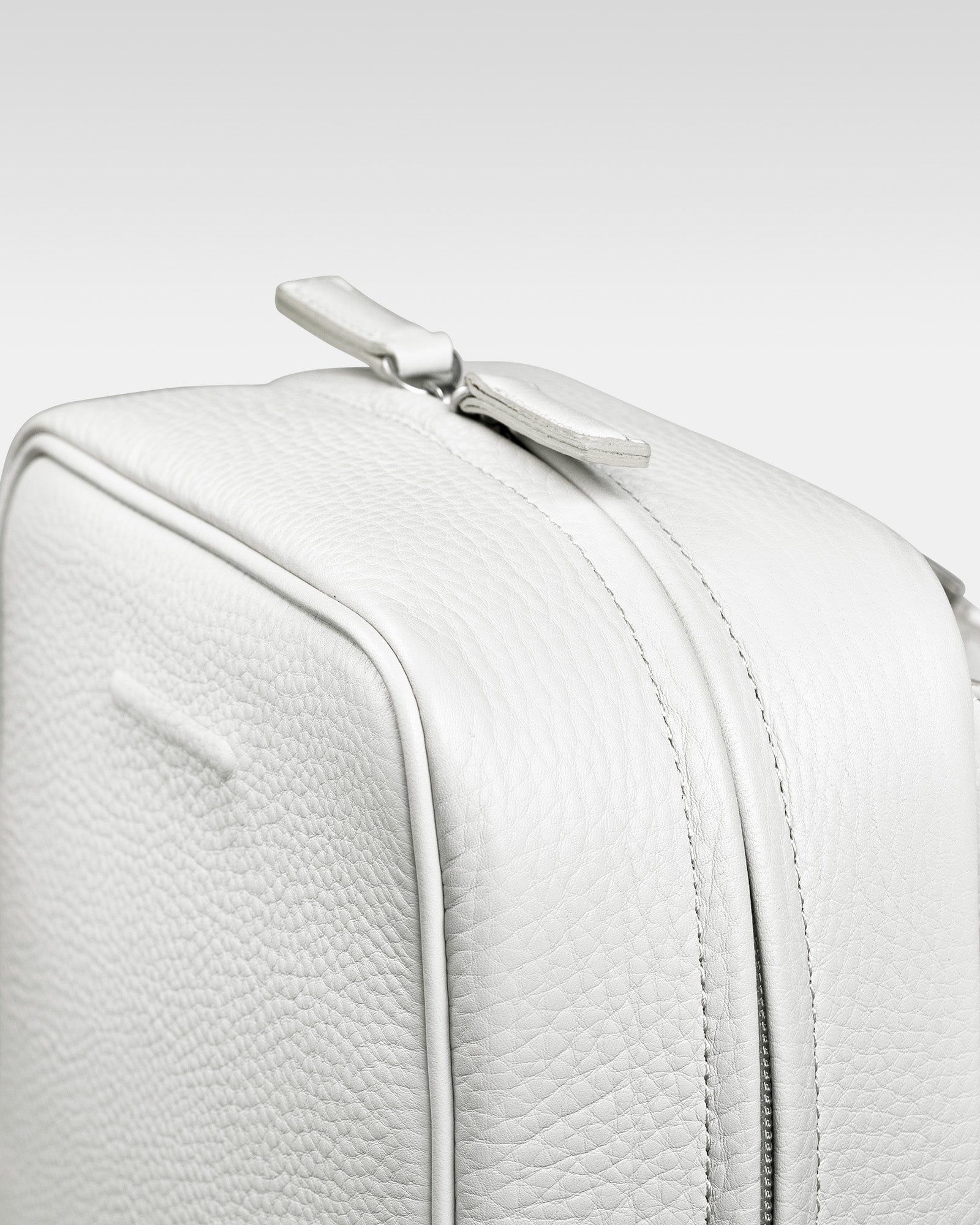 ウィークエンド カメラバッグ ミディアム - 防水レザー カメラバッグ