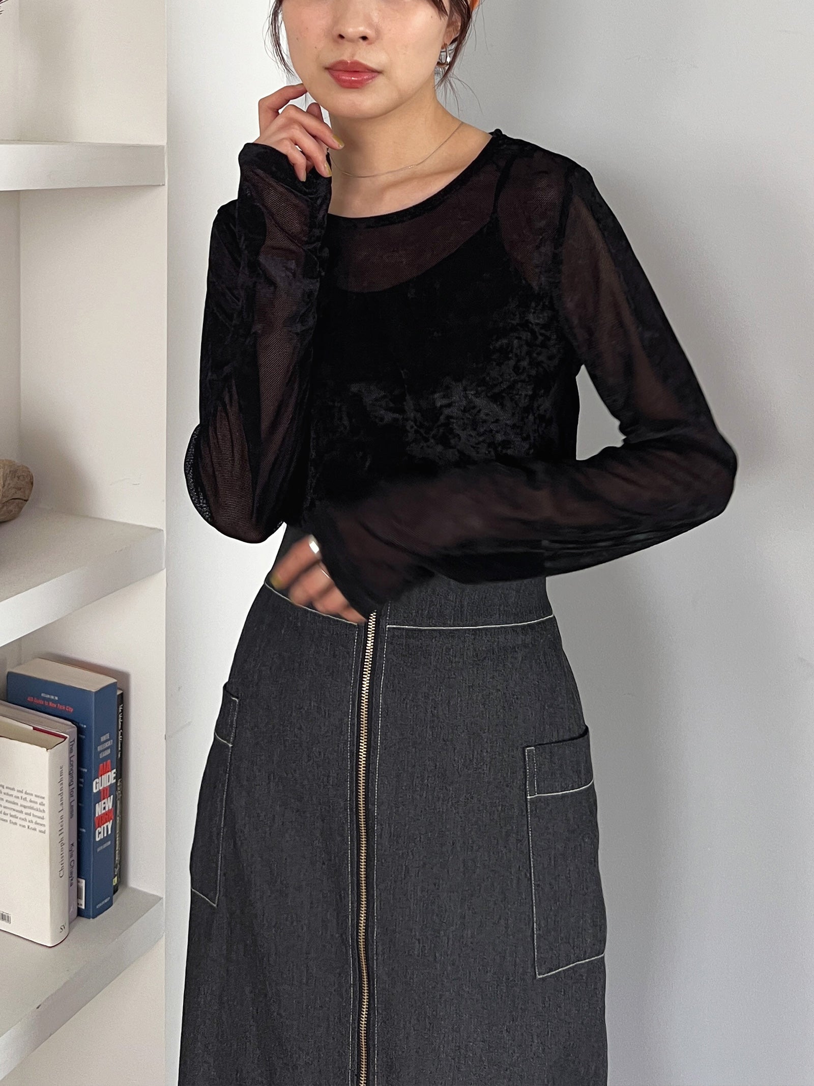 OHGA ベロア トップス 黒色 お値下げ OHGA ベロア トップス 黒色 お