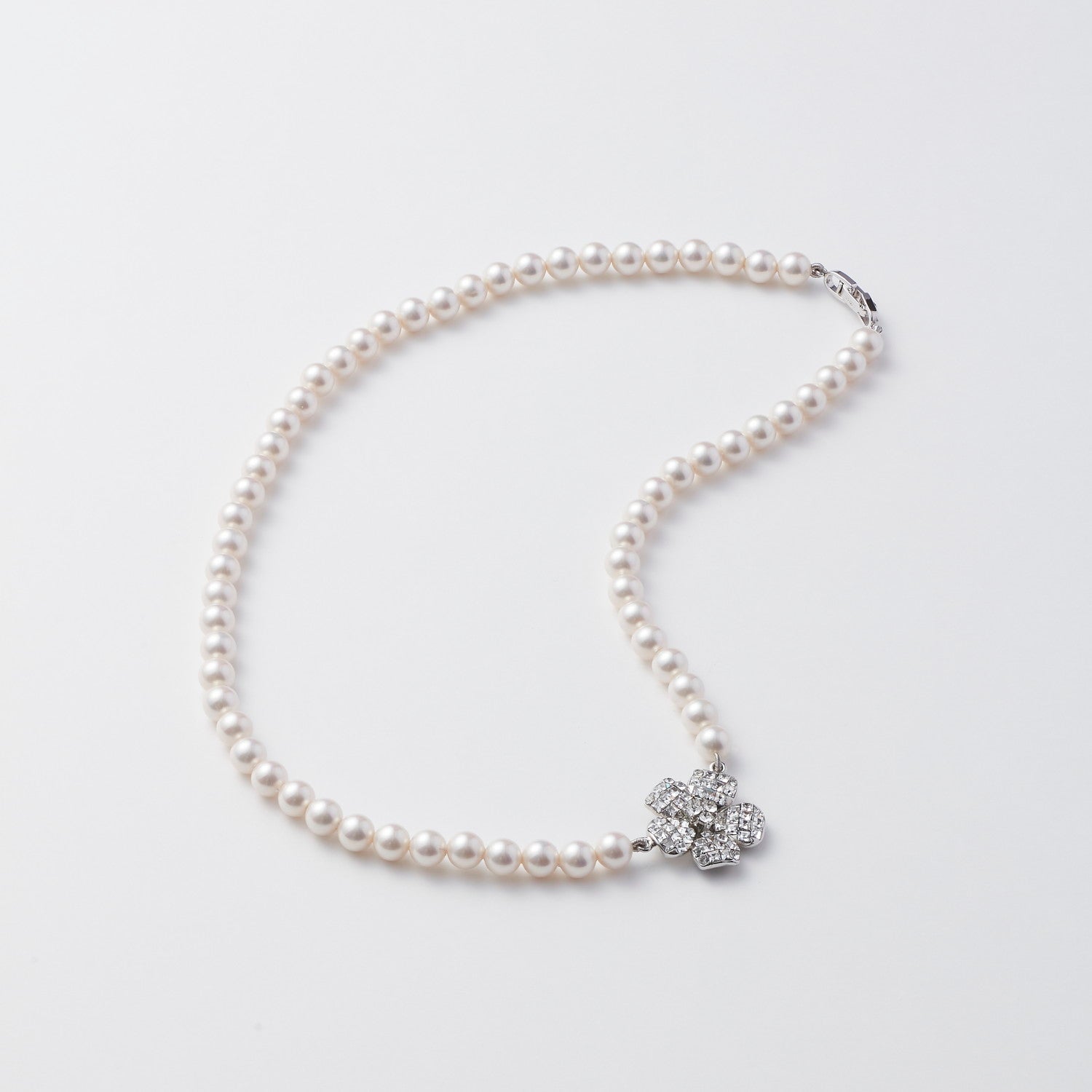 SUMMER ACCESSORIES – FOXEY 公式オンラインブティック