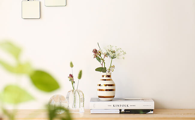 一輪でもおしゃれ！花をもっと気軽に楽しむ一輪挿しガイド | PARIS mag