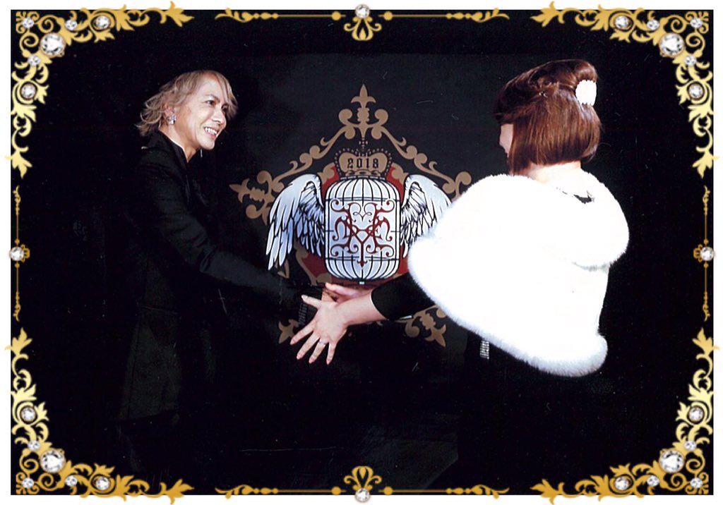 HYDERoom presents 黑ミサ 2018 in Furano】 HYDEさんと握手😭 #HYDE