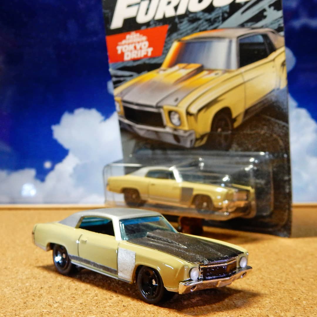 70モンテカルロです。人気ないのかな、この車種だけ残っていたので買い