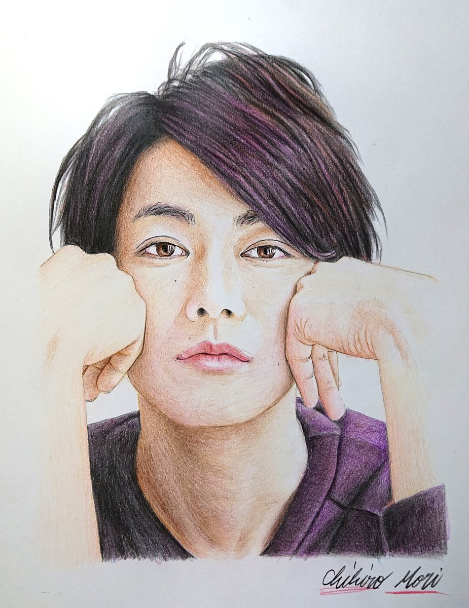 やっと絵が出来たぁ～(^^)/ 半分あおいの、佐藤健さん。 色鉛筆画です