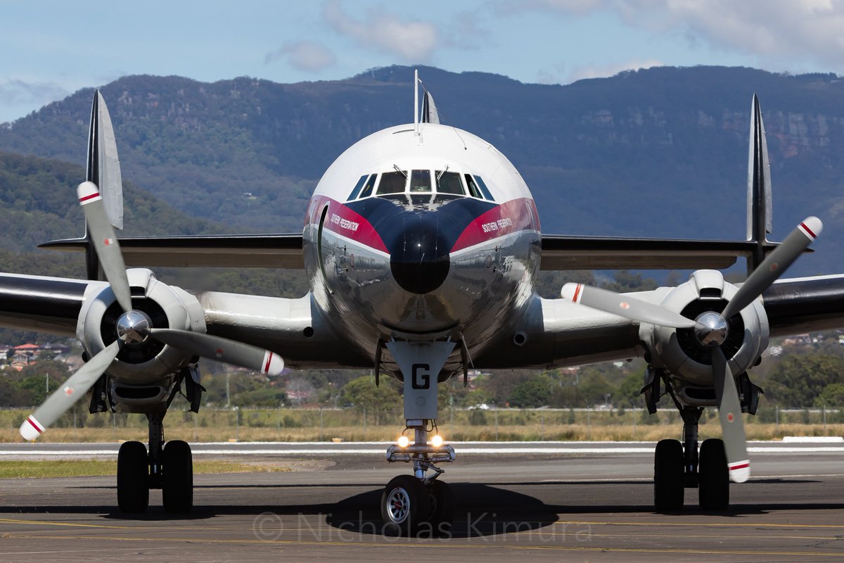 コニー」の愛称で親しまれたロッキード社のL-1049「スーパー・コンステ