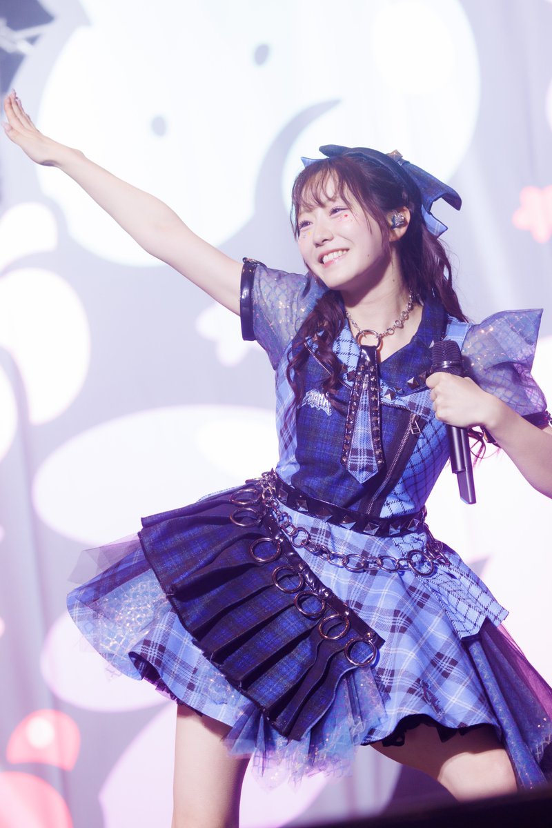 ふるっぱーフォト】 角度が完璧なマナカマナ💃 🩵真中まな