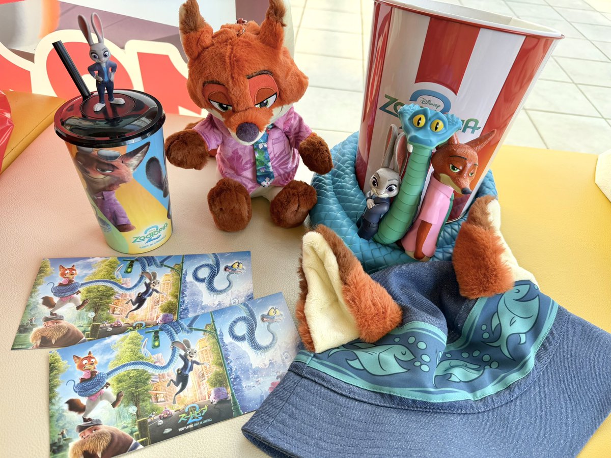 映画館のスーベニアはあまり買うことなかったんだけど、大好きな