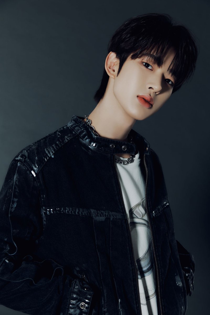 NEXZ MEMBER PROFILE TOMOYA (トモヤ) Date of birth : 2006.1.19