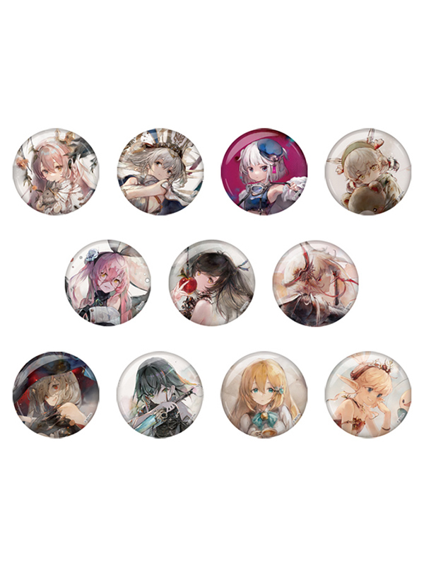 新グッズ公開】 現在販売中のアクスタと缶バッジに、キャラクターの