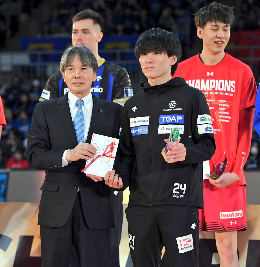 🏐レシーブ賞受賞🏐 小川智大選手が2023-24シーズンのレシーブ賞を受賞