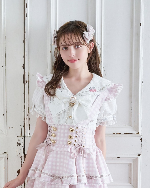 GQkqOY8aYAAesav.jpg?format=jpg