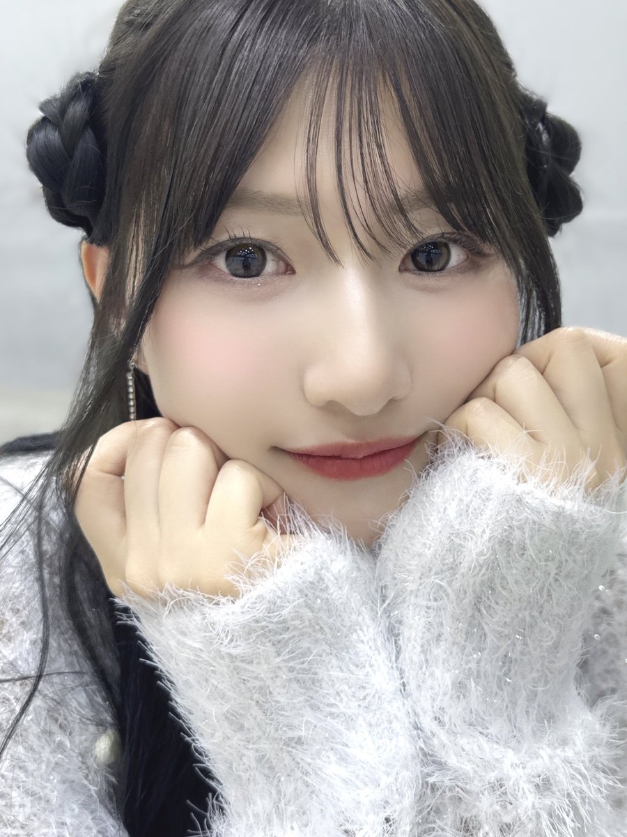 Post by 蟹沢 萌子 on X: …♡