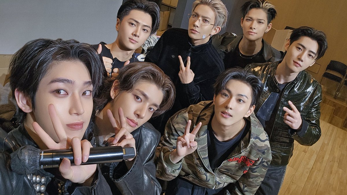 EN-BOARD] 260213 📢 [ENHYPEN 'THE SIN : VANISH' Selfies