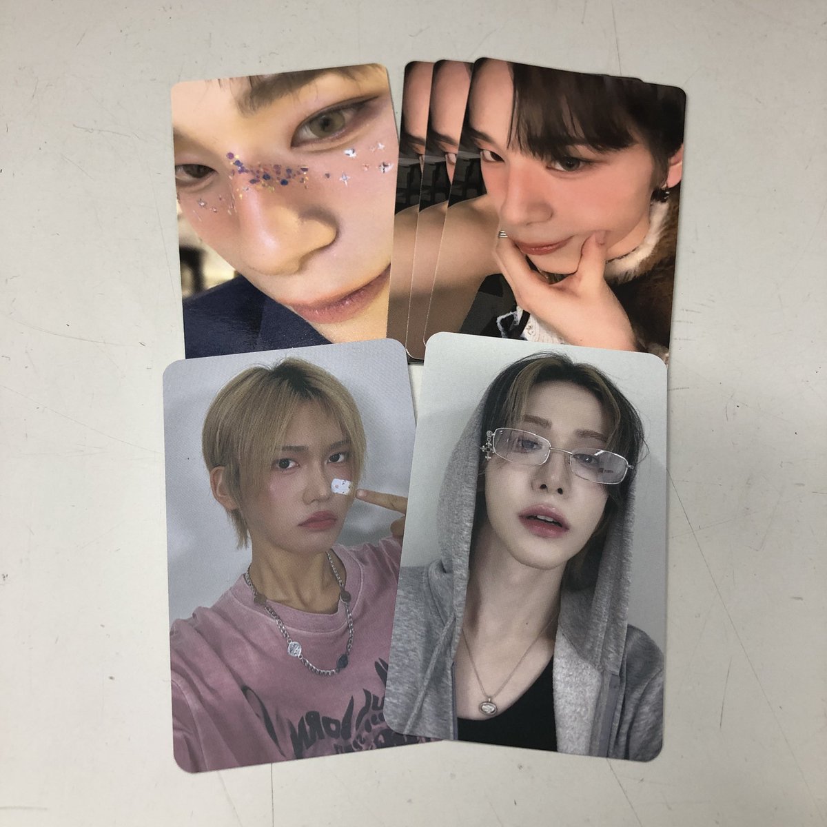 XLOV XLOV ポストカードはーや証明写真、各種トレカが入荷致しました