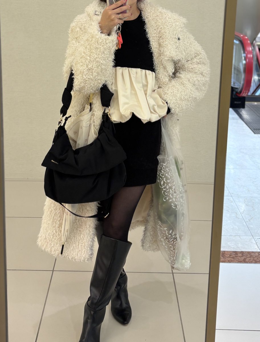 今日は。。 Aachen Balloon Peplum（thetoe） Charlottenburg Coat