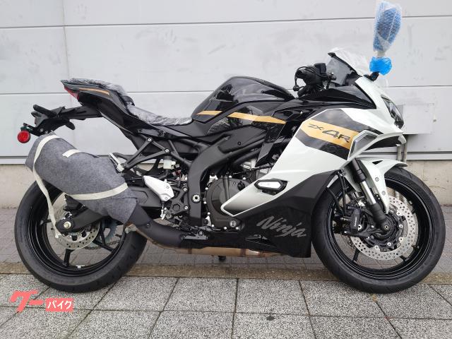 カワサキ Ninja ZX－4R SE 2026年モデル USB電源