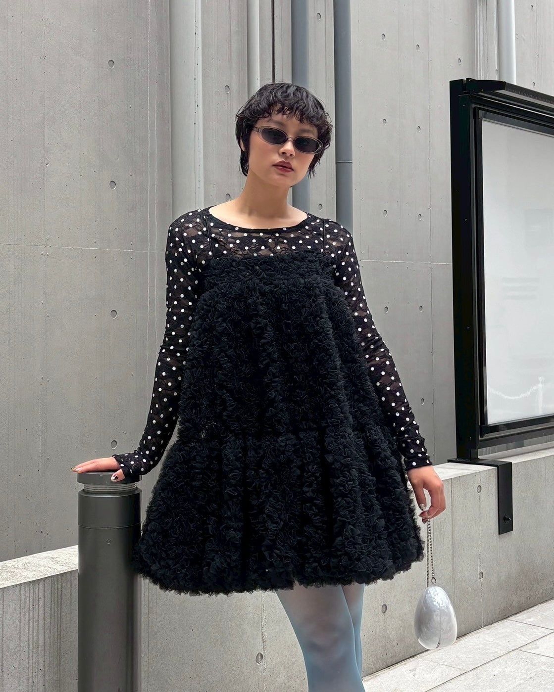 Dot lace see-through top (round neck) black