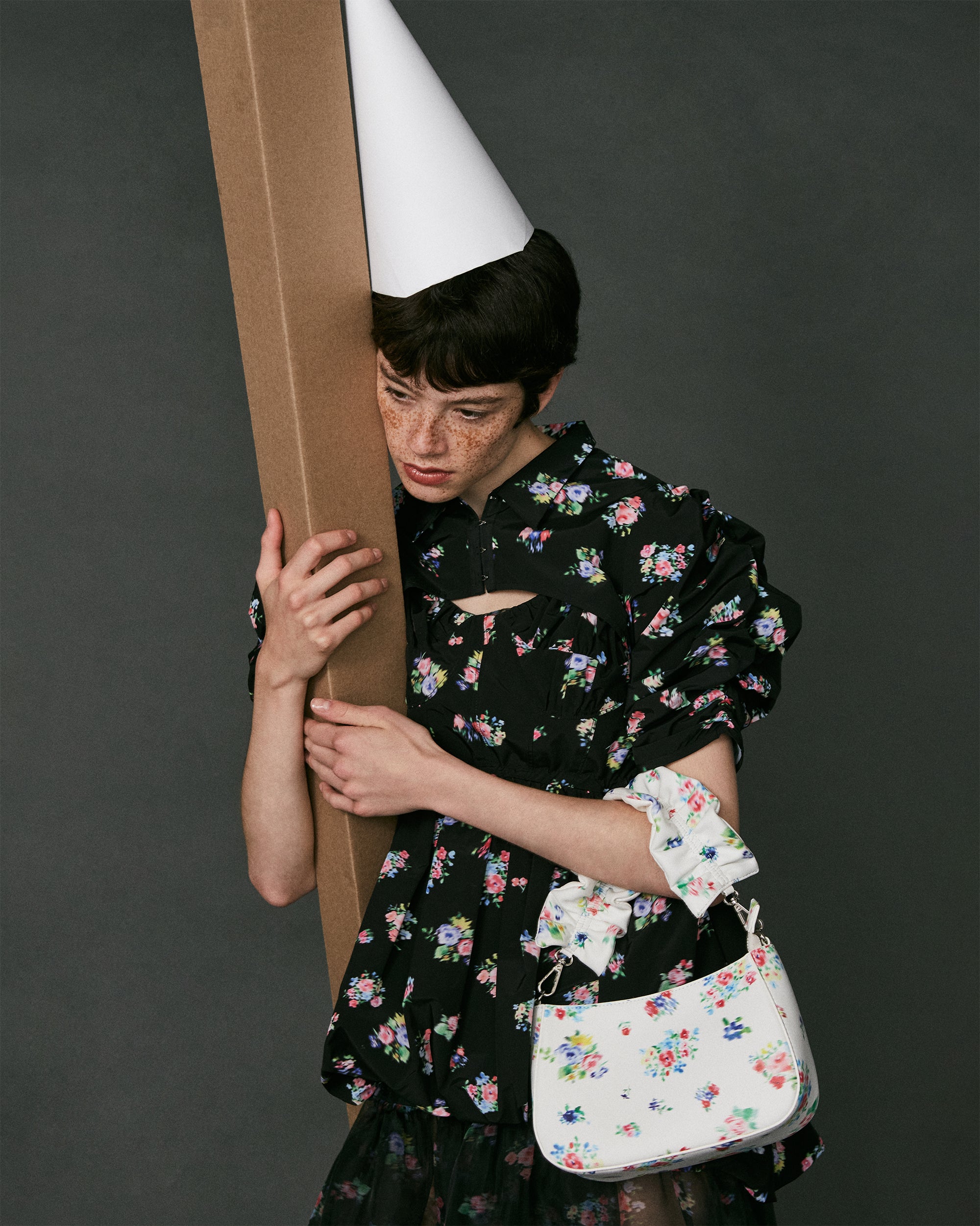 Balloon flower cami tunic (black flower)