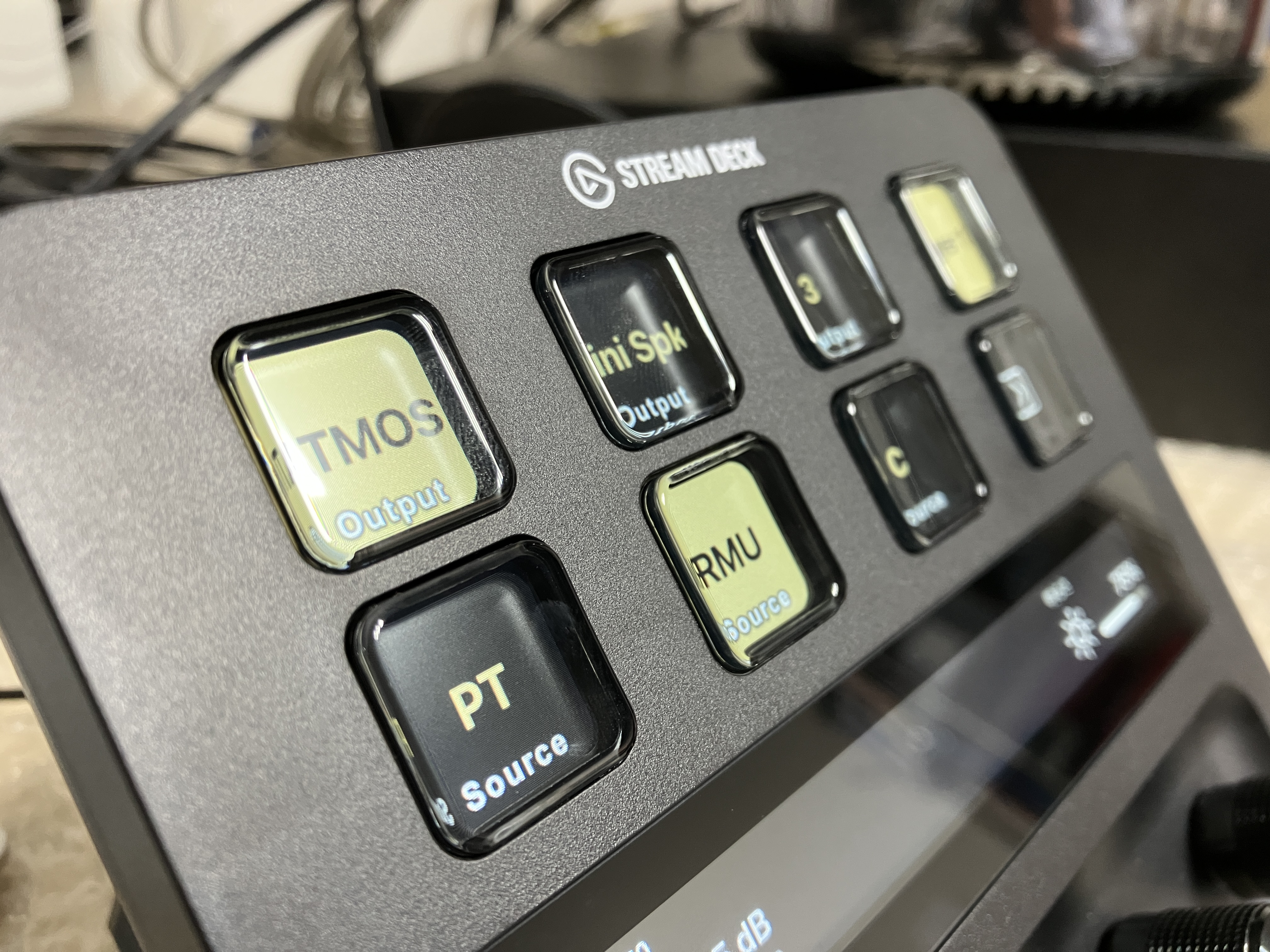 Elgato Stream Deck+でDADmanをコントロールしてみた - ROCK ON PRO