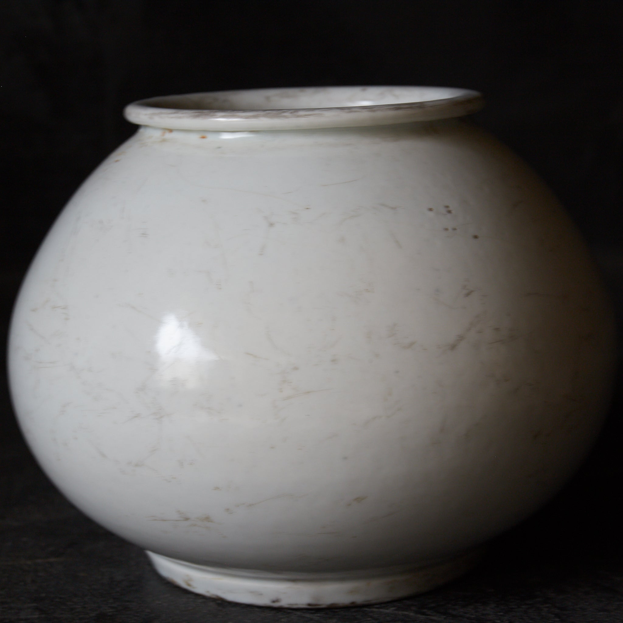 李朝 白磁丸壺（1392–1897CE） | 入蘆花（ロカニイル）