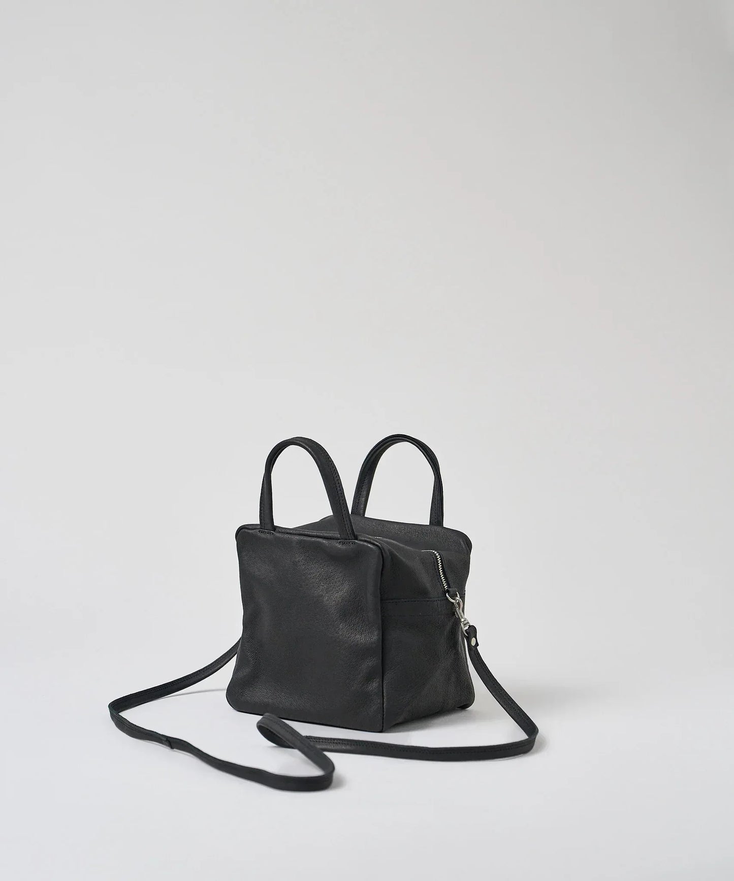 REN】《ボストンバッグ》シンプルで軽い2wayレザーバッグ