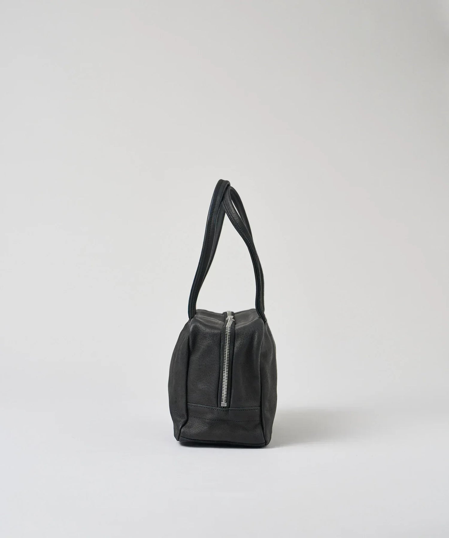 REN】《ボストンバッグ》春夏新色登場。肩掛けできる小ぶりのスクエア