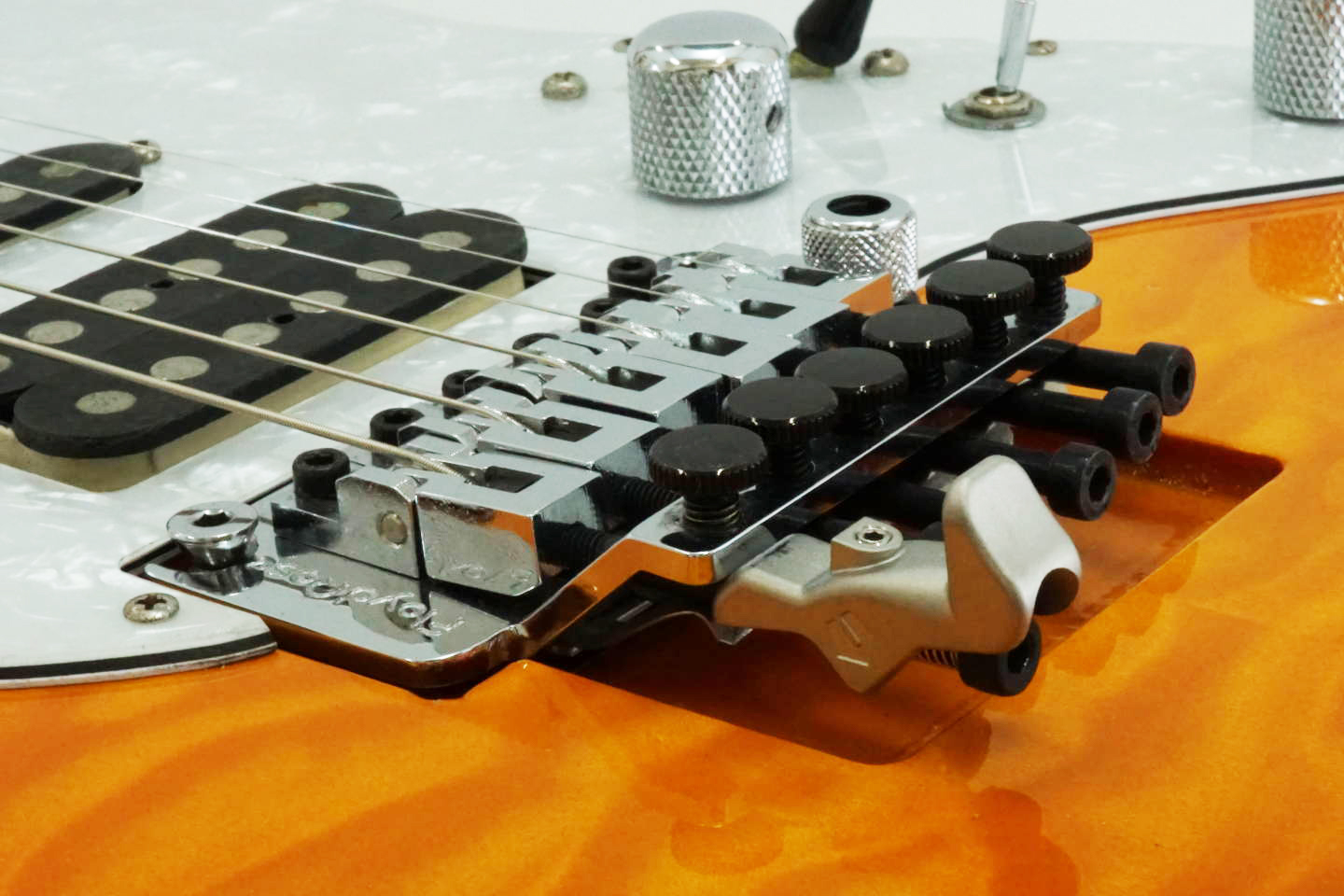 RED BISHOP こだわりのギター、ベースパーツブランド