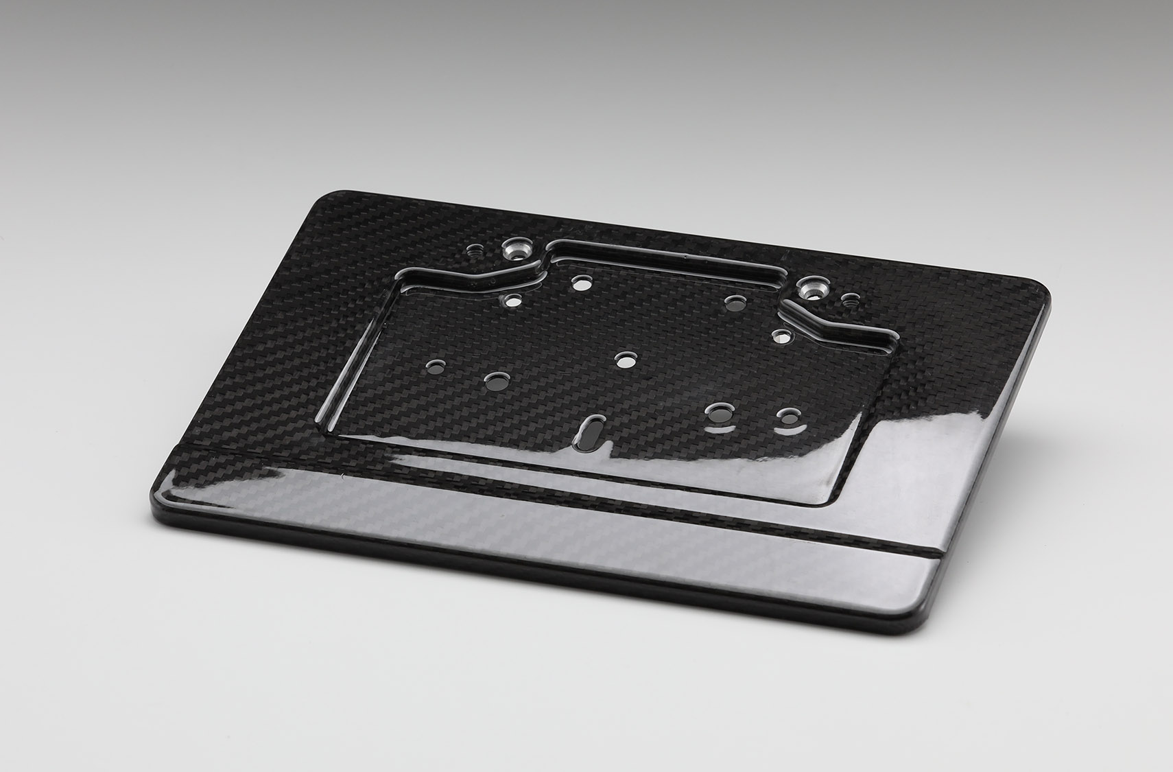 ドライカーボン製 ナンバープレートホルダー | AELLA オンラインショップ