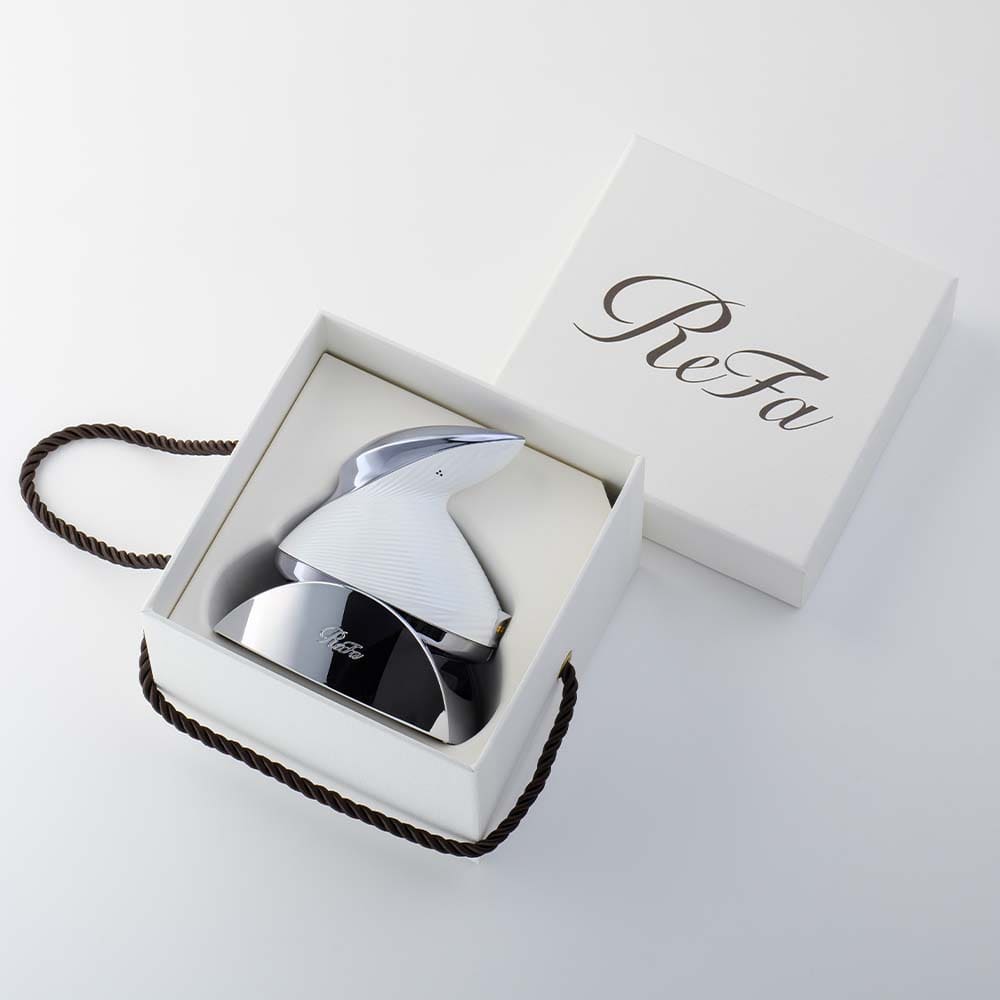 リファビューテック ヘッドスパ(ホワイト): ファッション