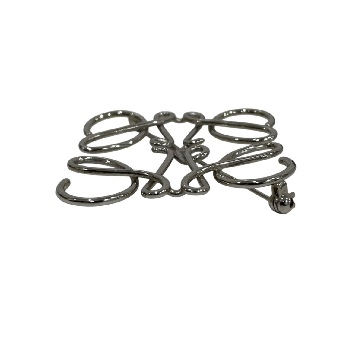 LOEWE(ロエベ) アナグラム ブローチ シルバー｜【公式】カインドオル