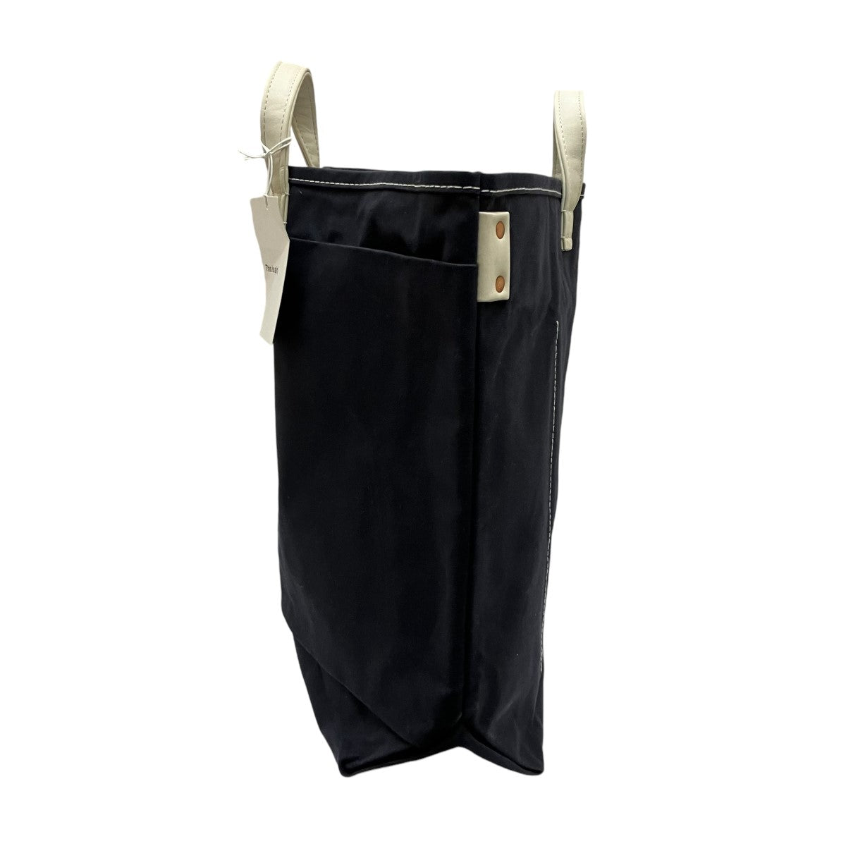 This is a(n)(ディスイズアン) Base Tote L musterwerk別注トート