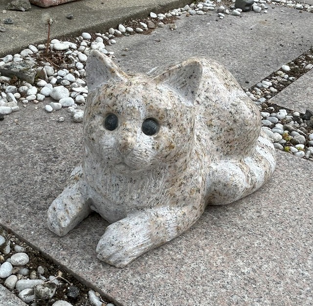 楽天市場】【送料無料】御影石で出来たお座り犬【2】玄関で主人の帰り