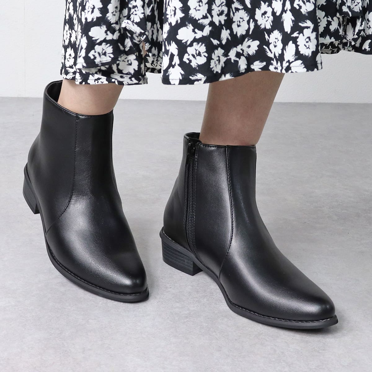 定価58300円 未使用 ローレンス ショートブーツ 38 サイドジップ 定価