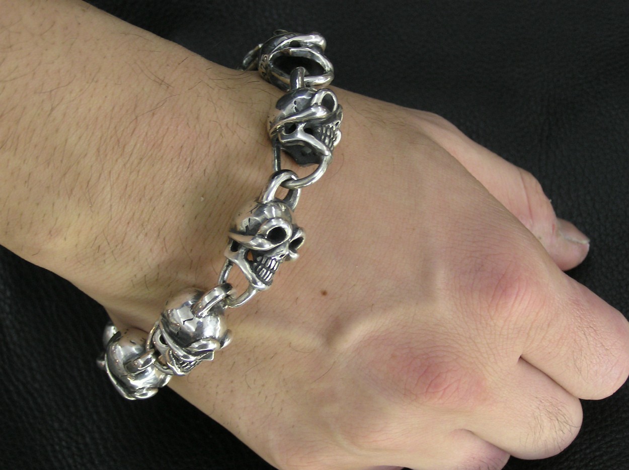 9連スカルブレスレット *Destino* 髑髏 ドクロ シルバーブレスレット