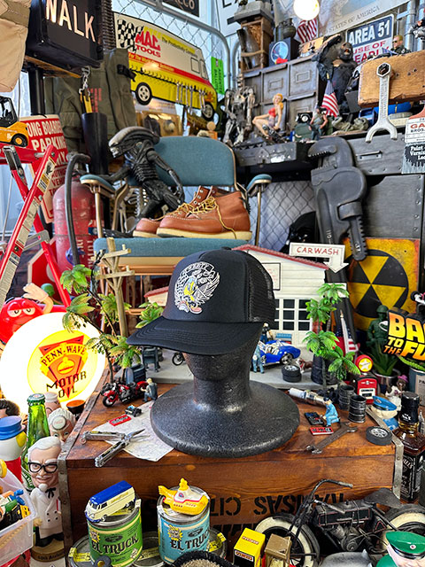 トゥイーティー メッシュキャップ （TWEETY BIRD OF FIRE） 帽子色