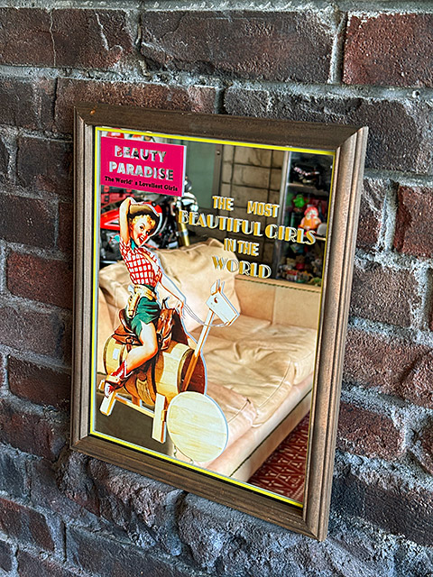 オールドアメリカン パブミラー ピンナップガール （Cow Girl