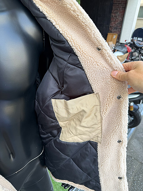 ムーンイクイップド ボア コーチジャケット （ベージュ） （Lサイズ