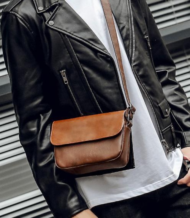 ショルダーバッグ メッセンジャーバッグ メンズ 革 大容量 斜めがけ