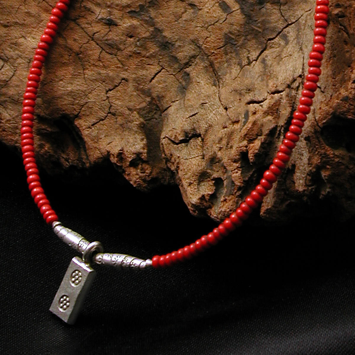 カレン 族 シルバー チベット系民族 アンティークビーズ 赤 ネックレス