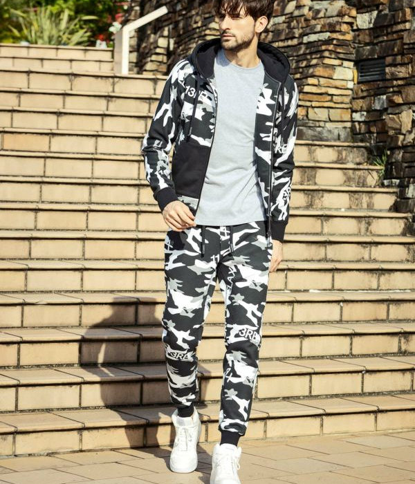 1PIU1UGUALE3 RELAX ヘビースウェットカモ柄パーカー フーディー