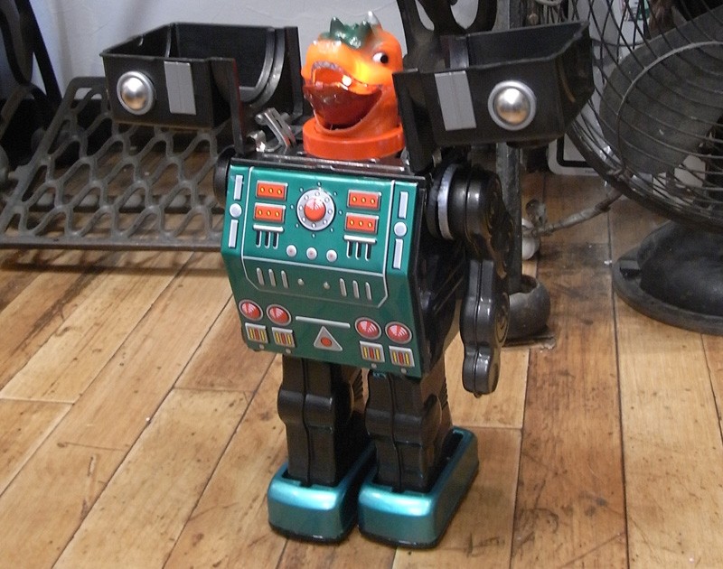 ブリキの電動ロボット スモーキングディノ ブリキのおもちゃ