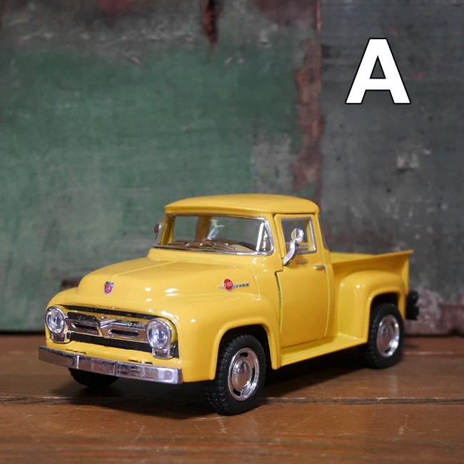 フォード ピックアップトラック 1956 ダイキャストミニカー Ford F-100