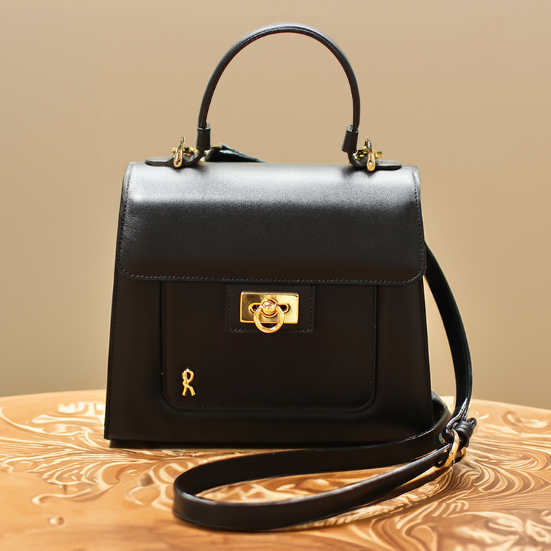 ROBERTA DI CAMERINO（ロベルタ・ディ・カメリーノ） 【ロベルタ】王妃