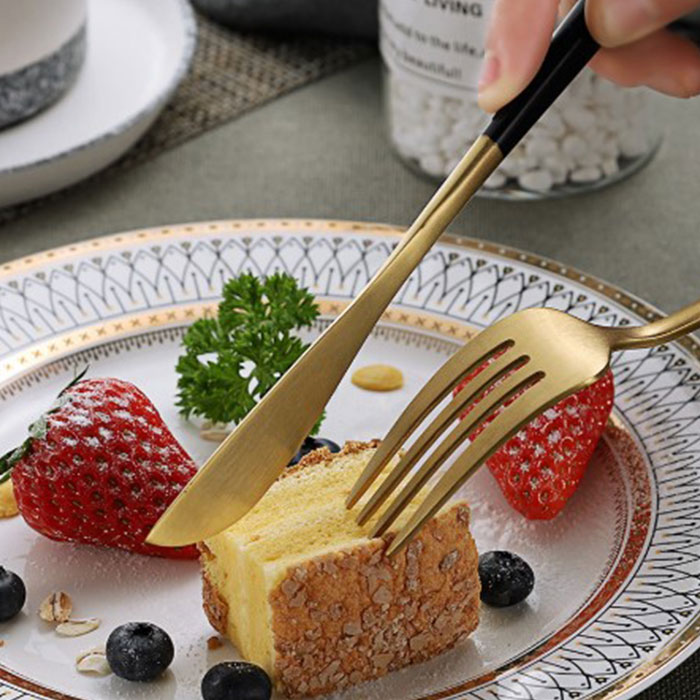 ステンレス製 カトラリー 4点 ギフトボックス セット 箱入り 食器