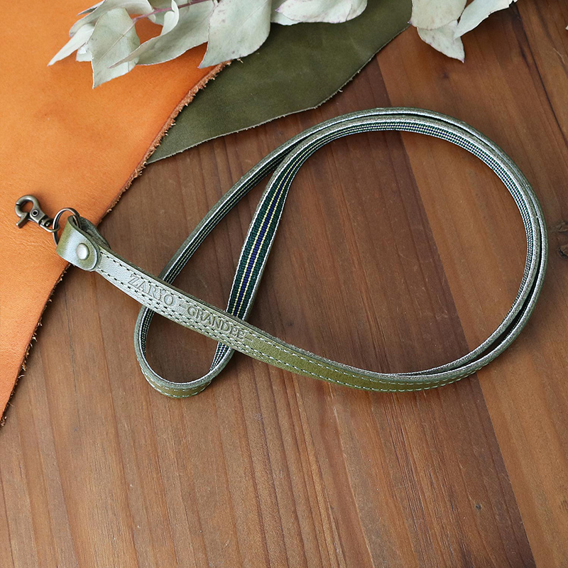 ZARIO-grandee-（ザリオグランデ） ネックストラップ ストラップ 本革