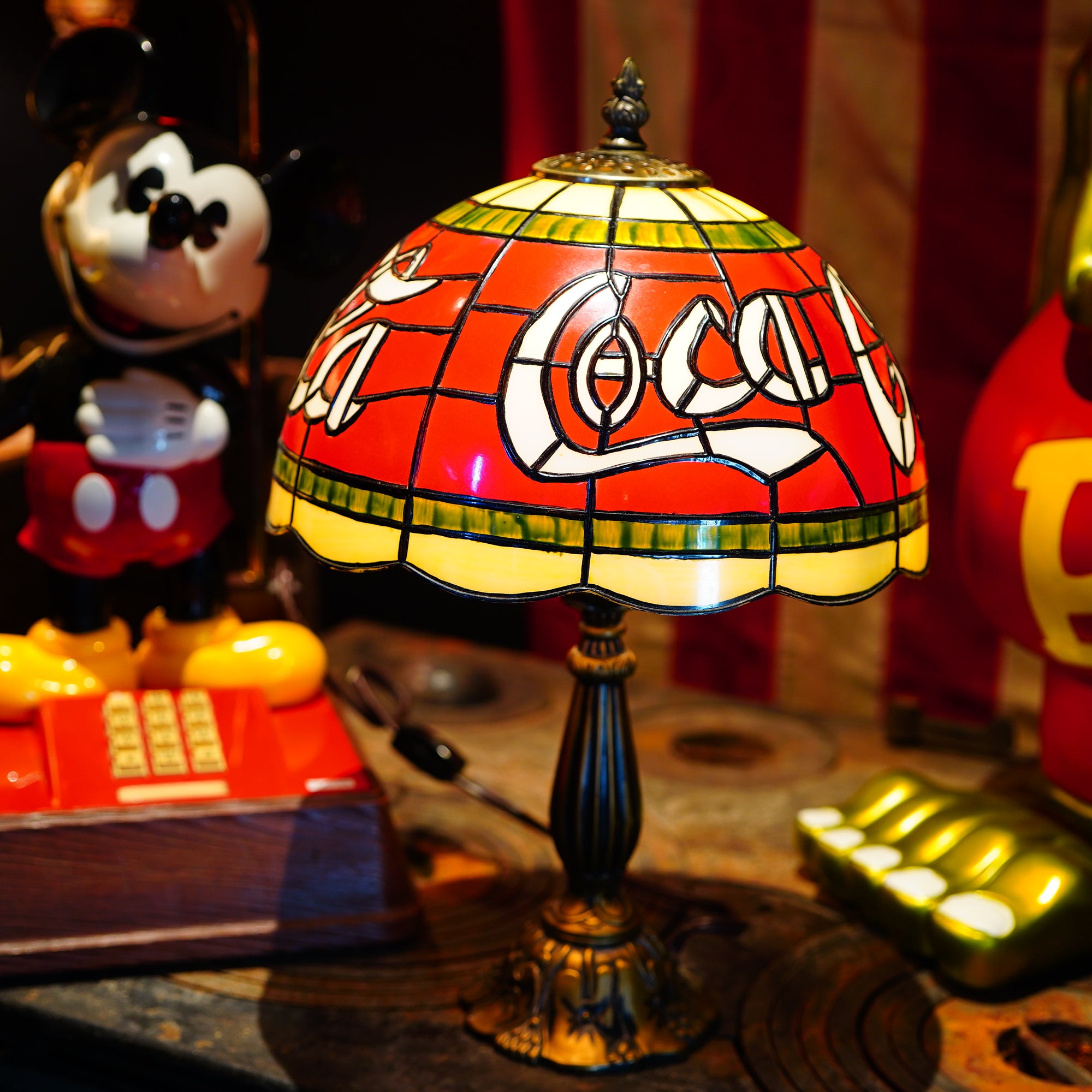 Coca-Cola ステンドグラス デスクランプ – SK OLDIES