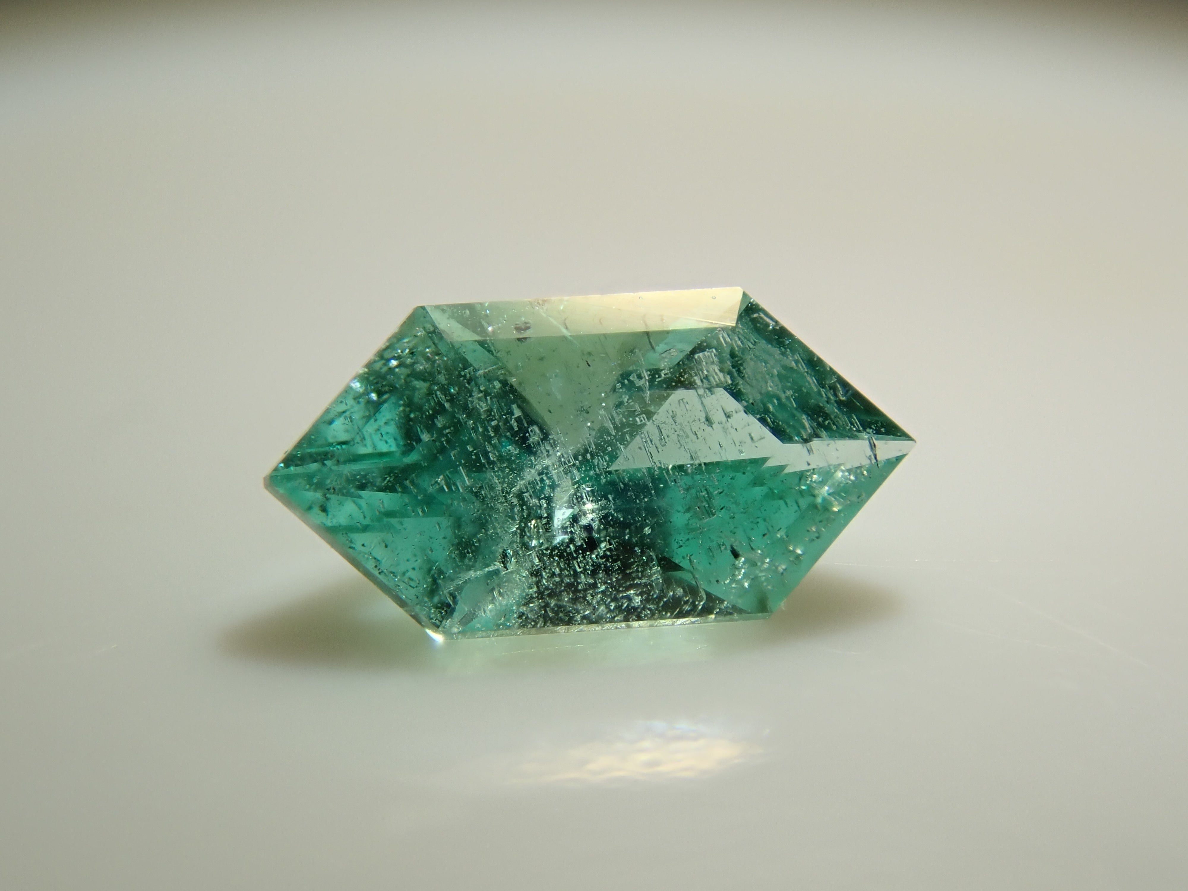 ザンビア産エメラルド 0.138ctルース